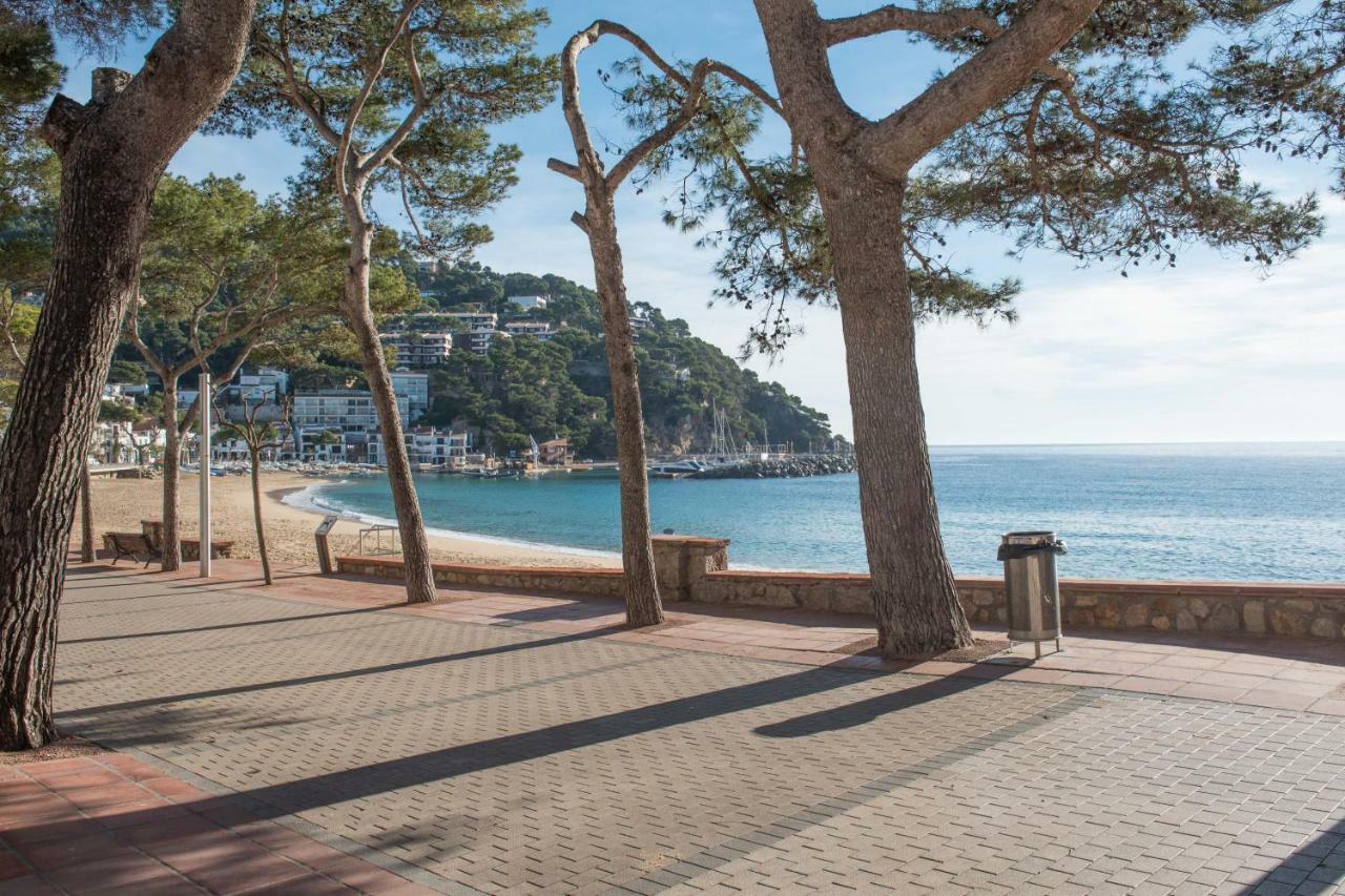 Apartamentos Llafranc Mar Экстерьер фото