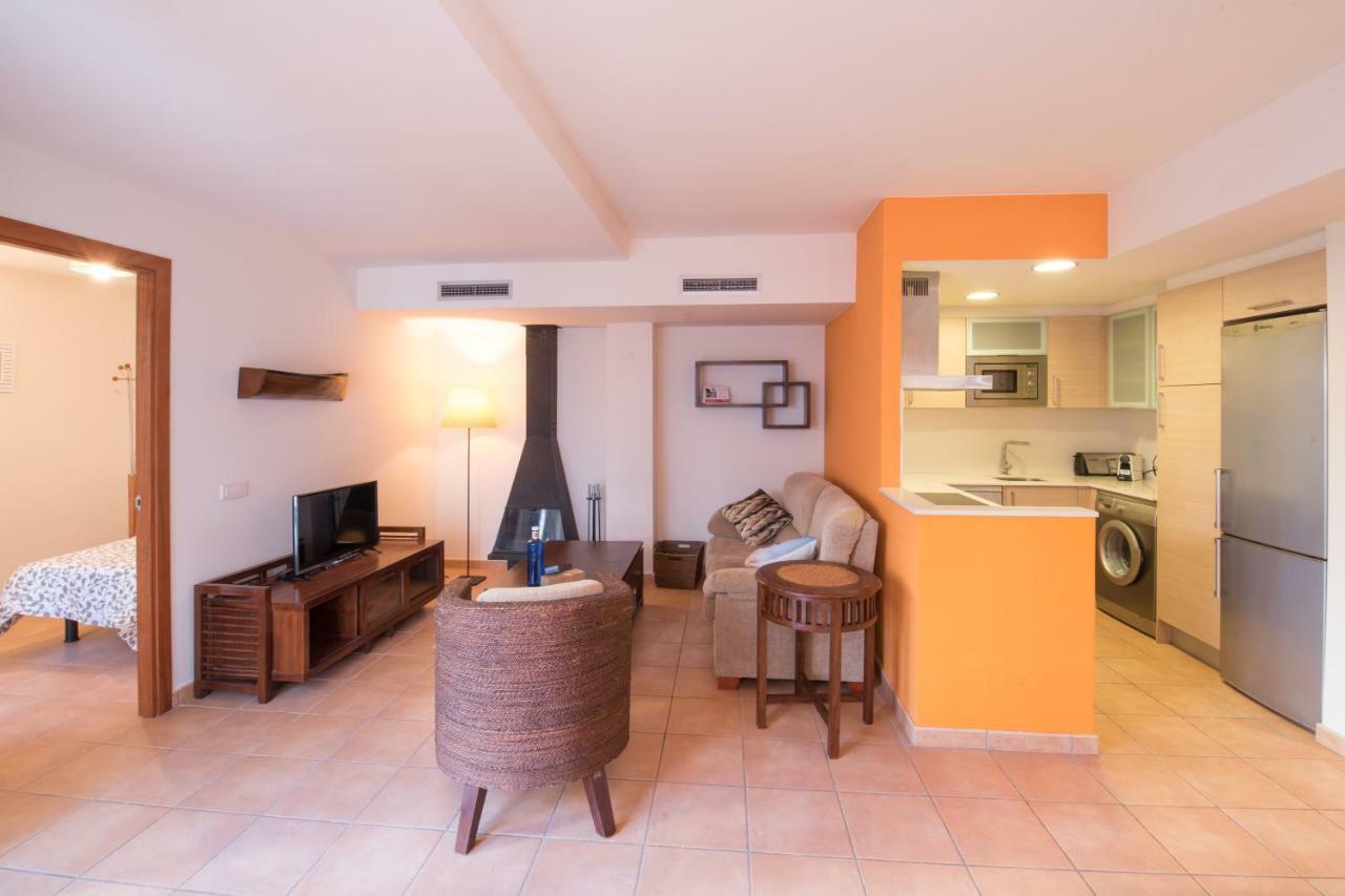 Apartamentos Llafranc Mar Экстерьер фото